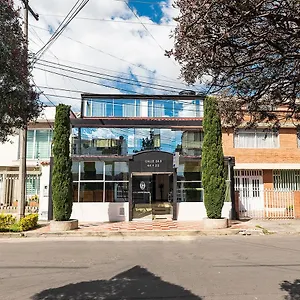 Ejecutivo Embajada Bogota